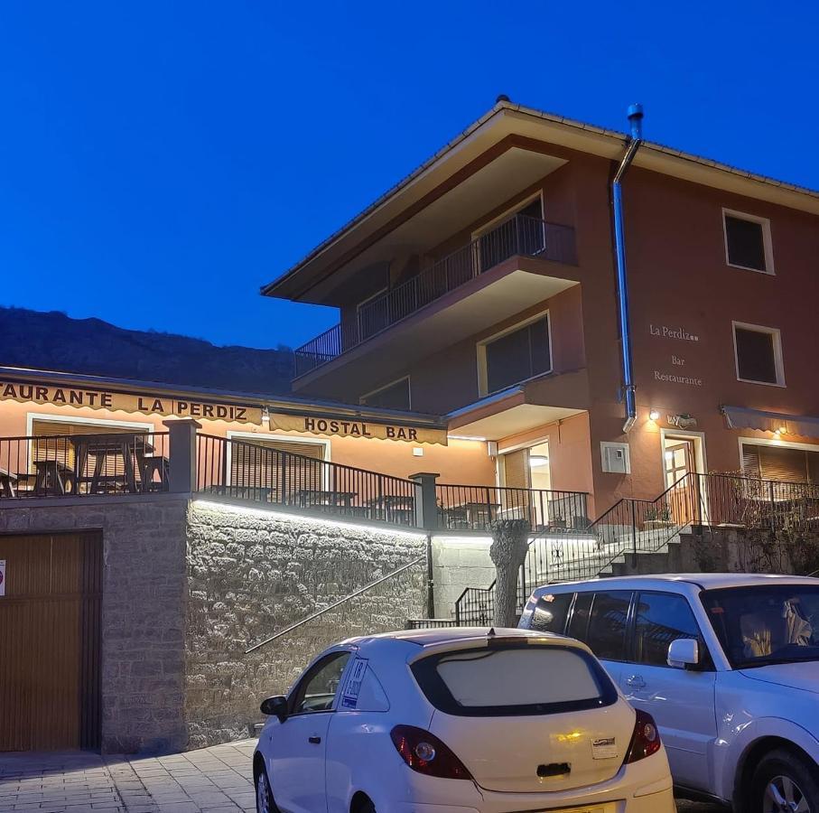 Treselcorral Hotell Sotres Exteriör bild